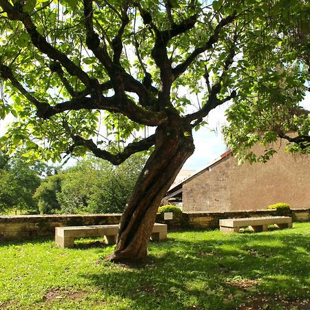 Logement dans joli village de caractère Pesmes Extérieur photo