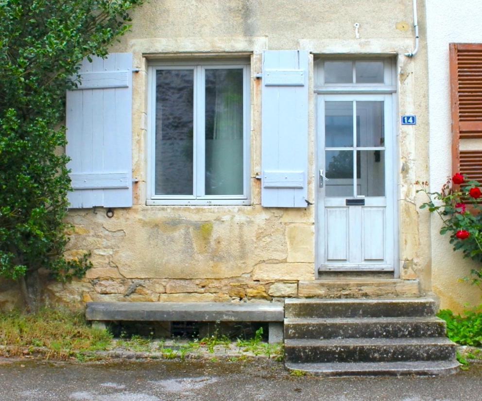 Logement dans joli village de caractère Pesmes Extérieur photo